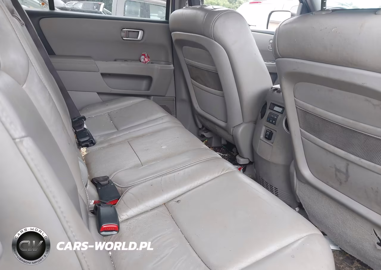 2011 Honda Pilot Ex-L VIN:5FNYF4H58BB105320 - 8