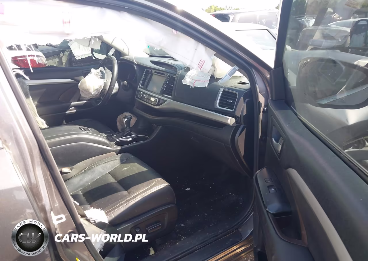 2018 Toyota Highlander Xle VIN:5TDJZRFH5JS561577 - 5