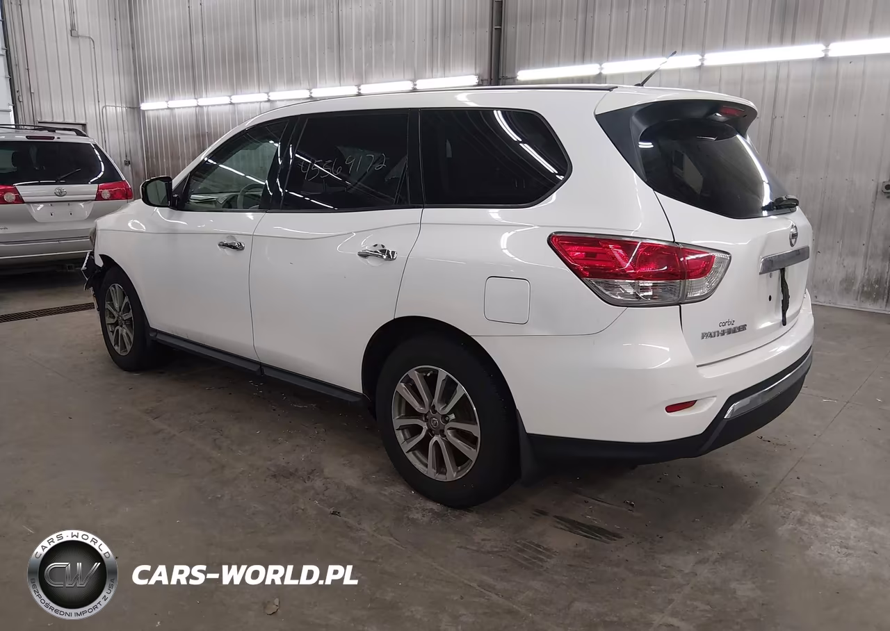 2014 Nissan Pathfinder S VIN:5N1AR2MM1EC683931 - 3