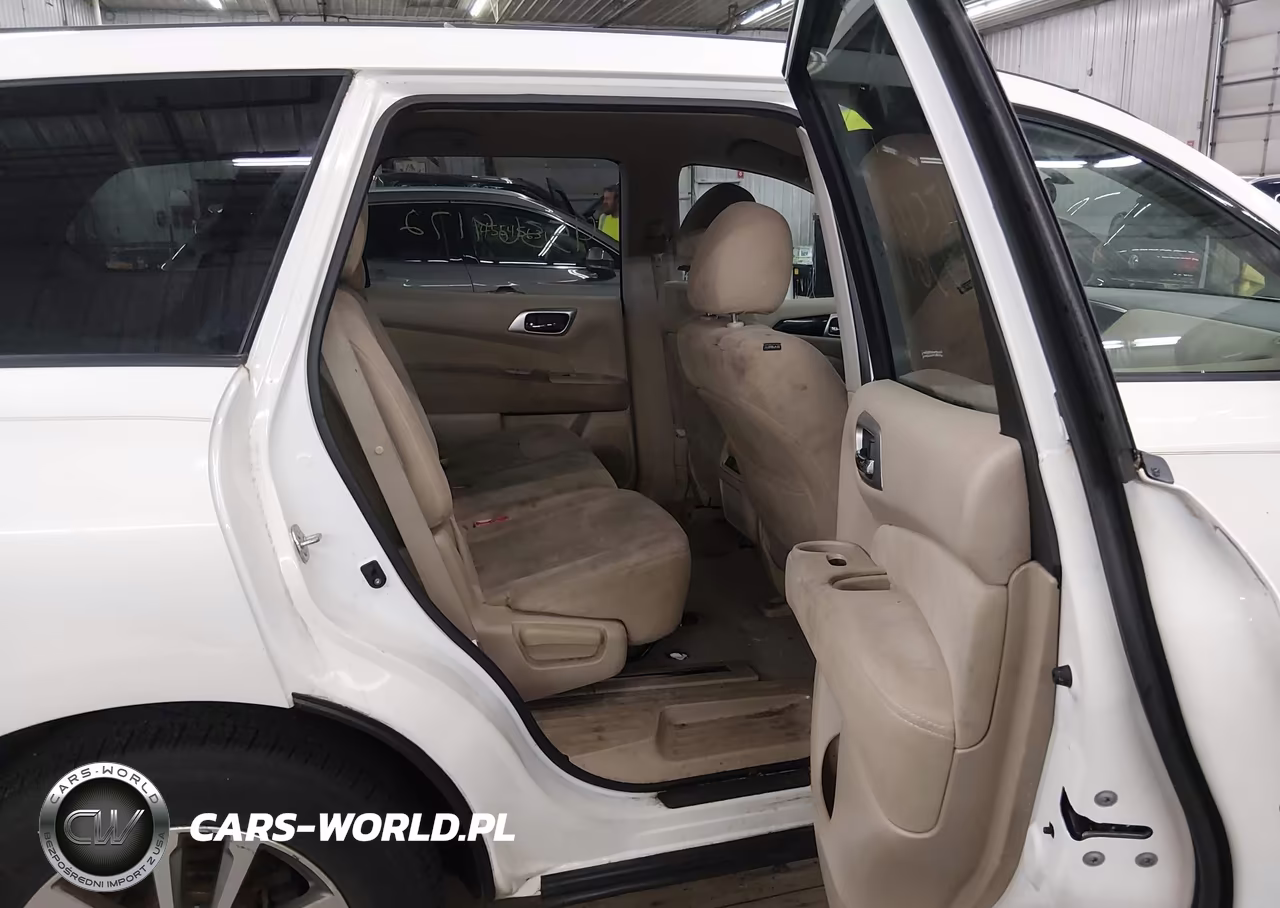 2014 Nissan Pathfinder S VIN:5N1AR2MM1EC683931 - 8