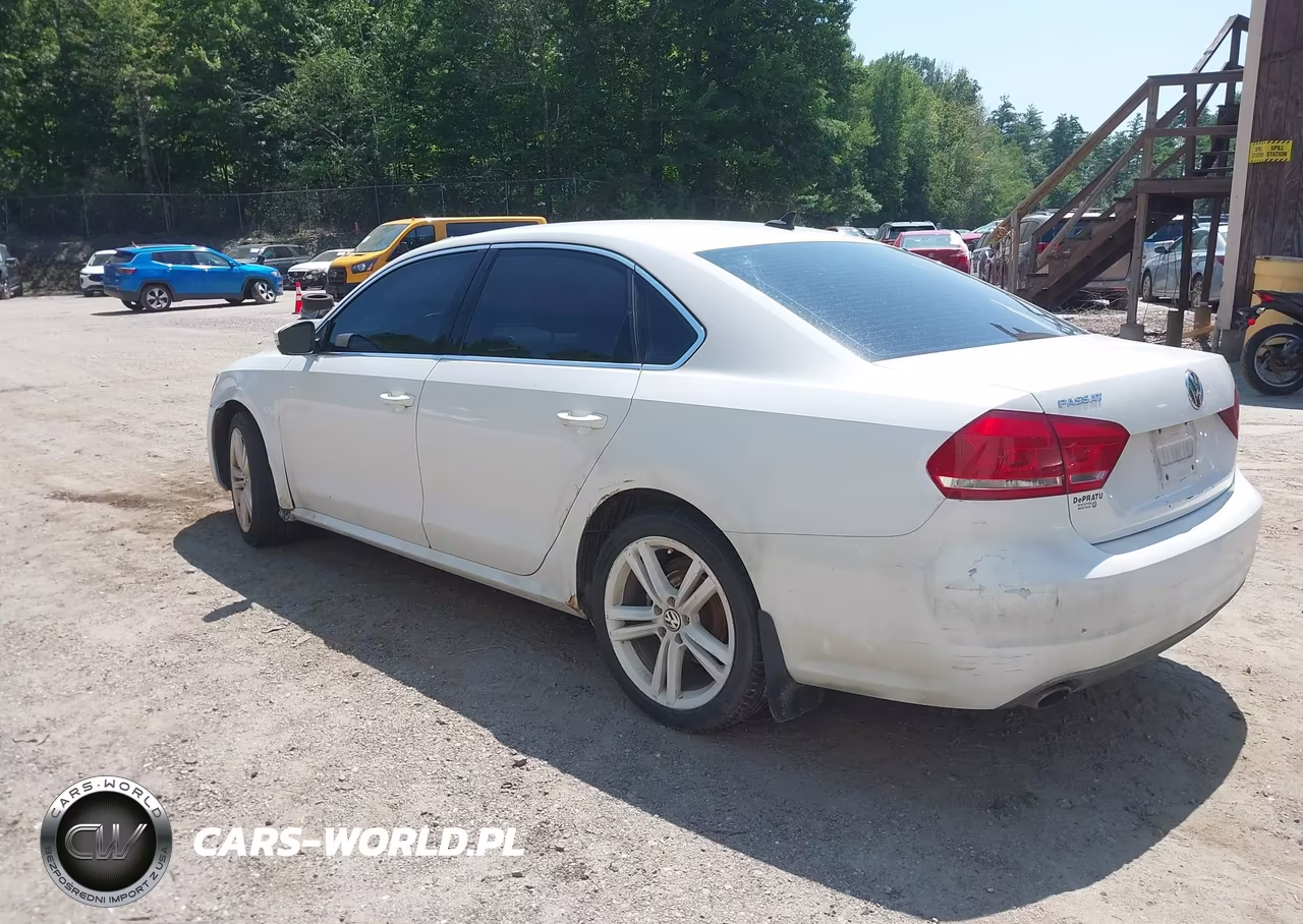 2014 Volkswagen Passat 1.8T Se VIN:1VWBS7A33EC060216 - 3