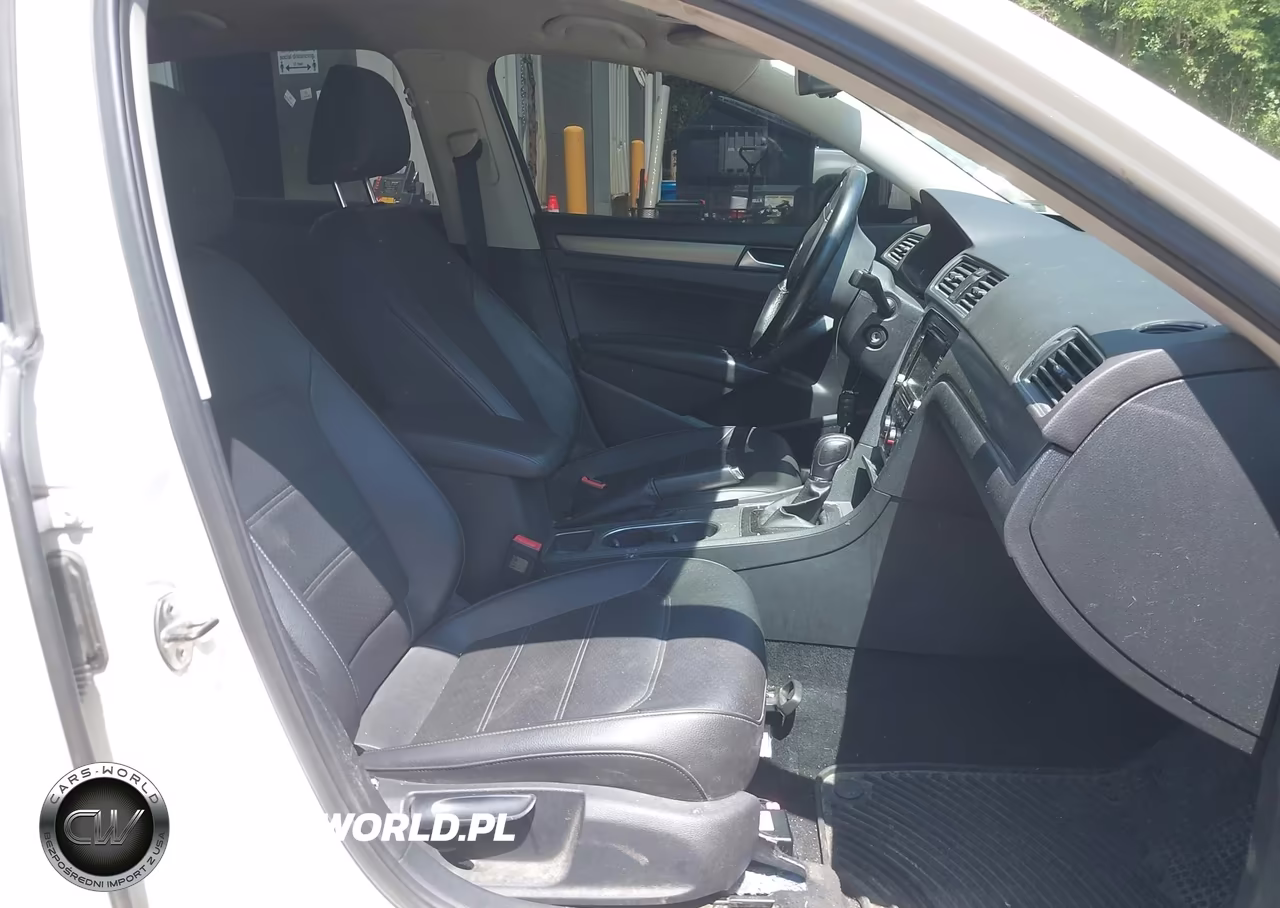 2014 Volkswagen Passat 1.8T Se VIN:1VWBS7A33EC060216 - 5