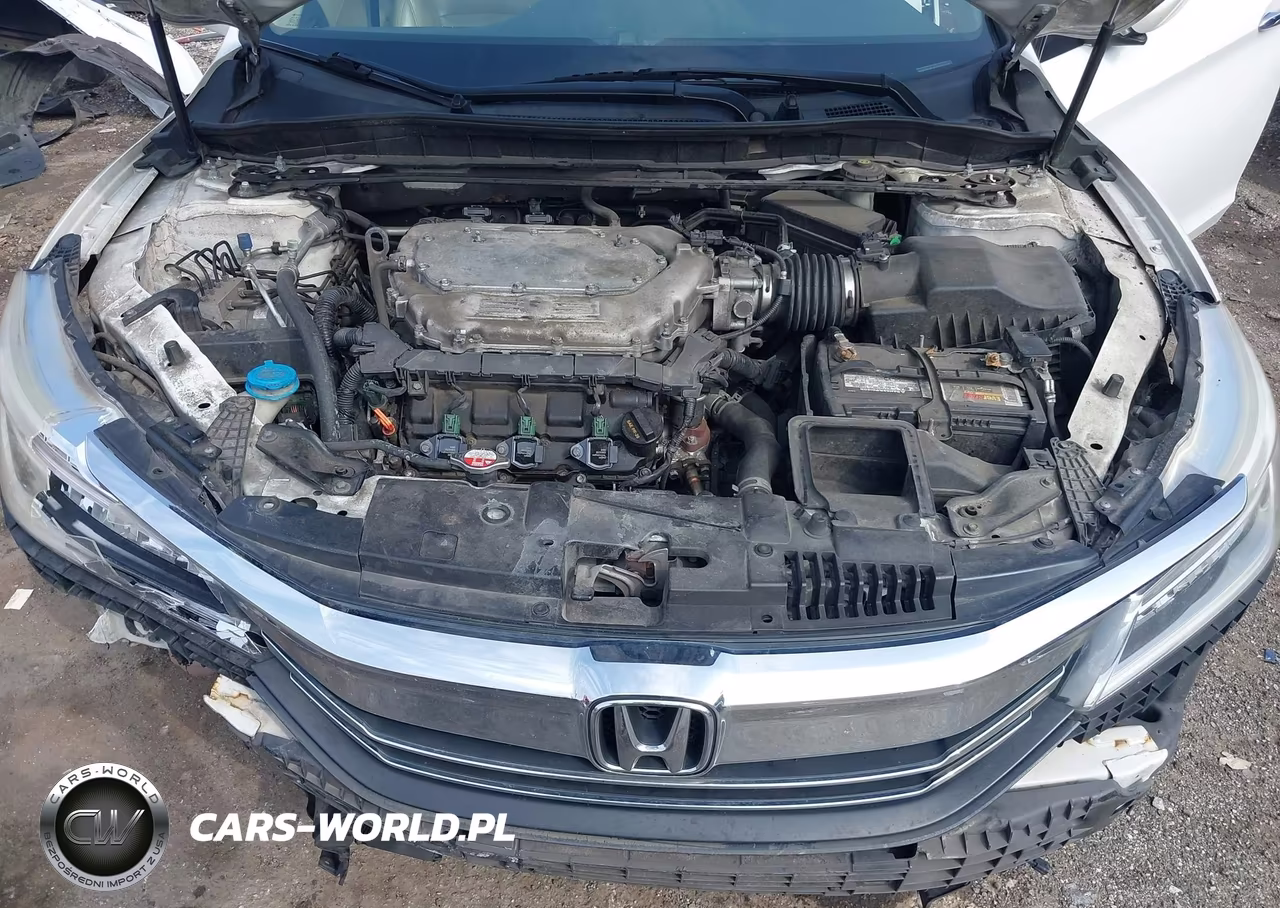 2016 Honda Accord Touring VIN:1HGCR3F91GA013775 - 10