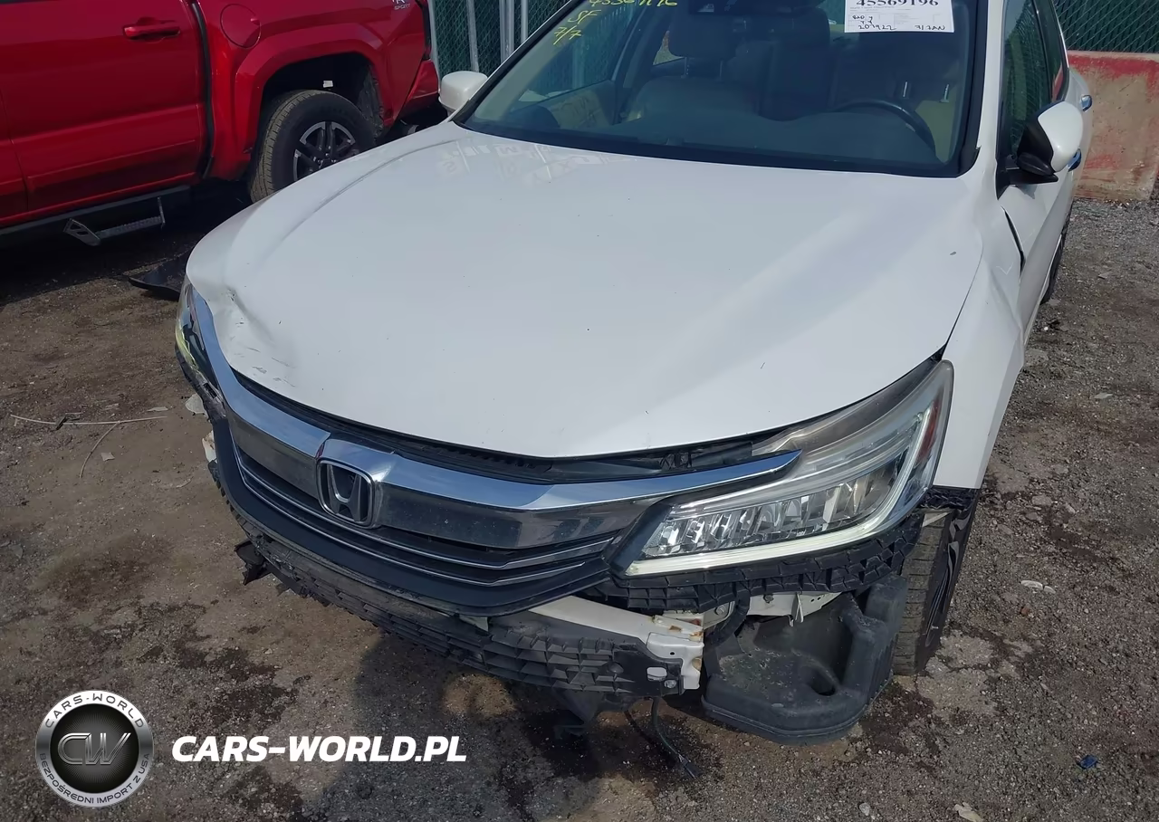 2016 Honda Accord Touring VIN:1HGCR3F91GA013775 - 6