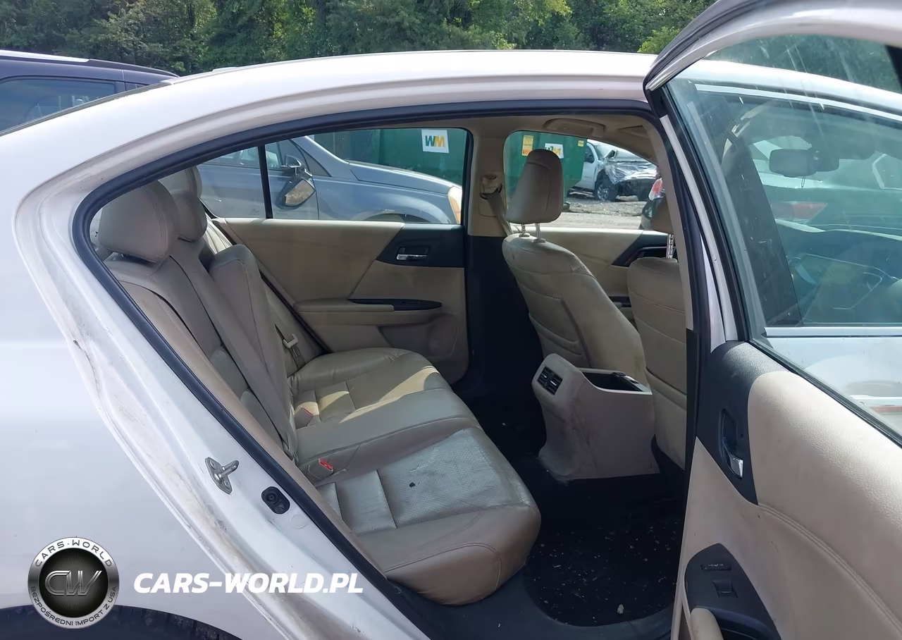2016 Honda Accord Touring VIN:1HGCR3F91GA013775 - 8