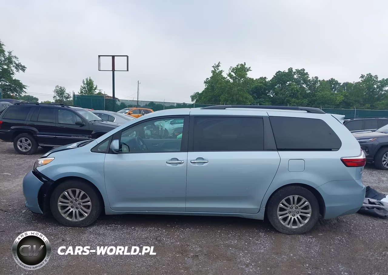 2015 Toyota Sienna Xle 8 Passenger VIN:5TDYK3DC7FS644474 - 14