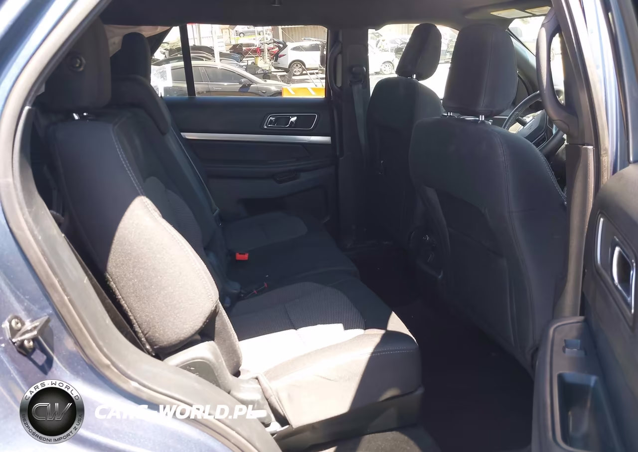 2019 Ford Explorer Xlt VIN:1FM5K7D81KGB21313 - 8