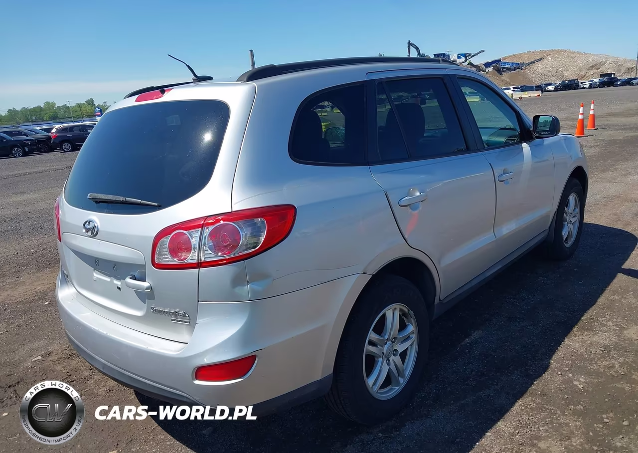 2011 Hyundai Santa Fe Gls VIN:5XYZGDAB2BG070736 - 4