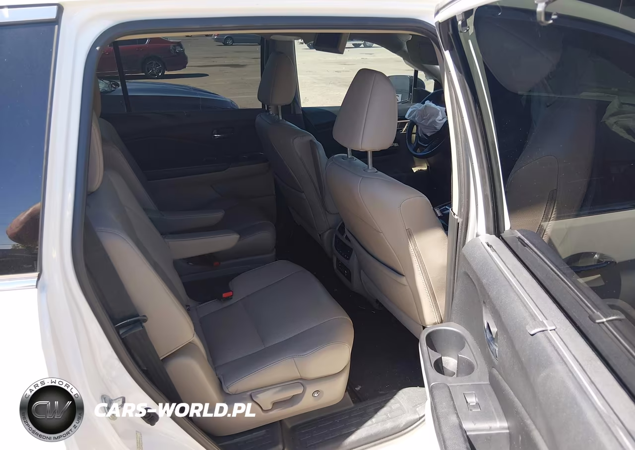 2016 Honda Pilot Elite VIN:5FNYF6H05GB069612 - 8
