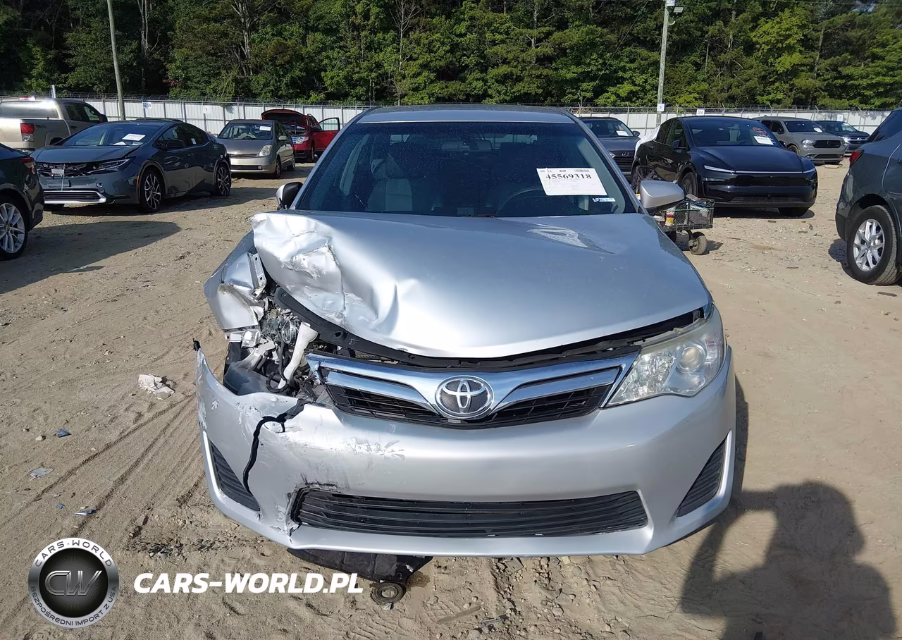 2013 Toyota Camry Le VIN:4T4BF1FK6DR312054 - 12