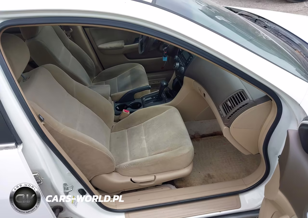 2005 Honda Accord 2.4 Lx VIN:3HGCM56495G714111 - 5