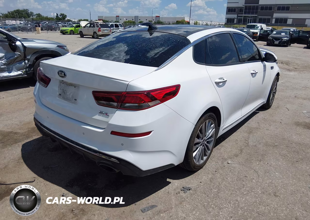 2019 Kia Optima Sx Turbo VIN:5XXGV4L28KG330037 - 4