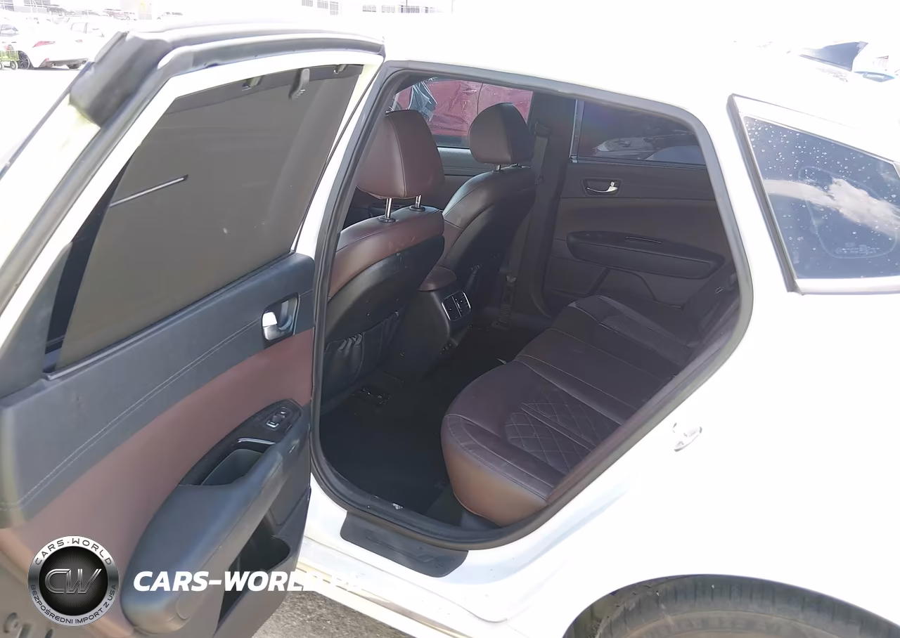 2019 Kia Optima Sx Turbo VIN:5XXGV4L28KG330037 - 8