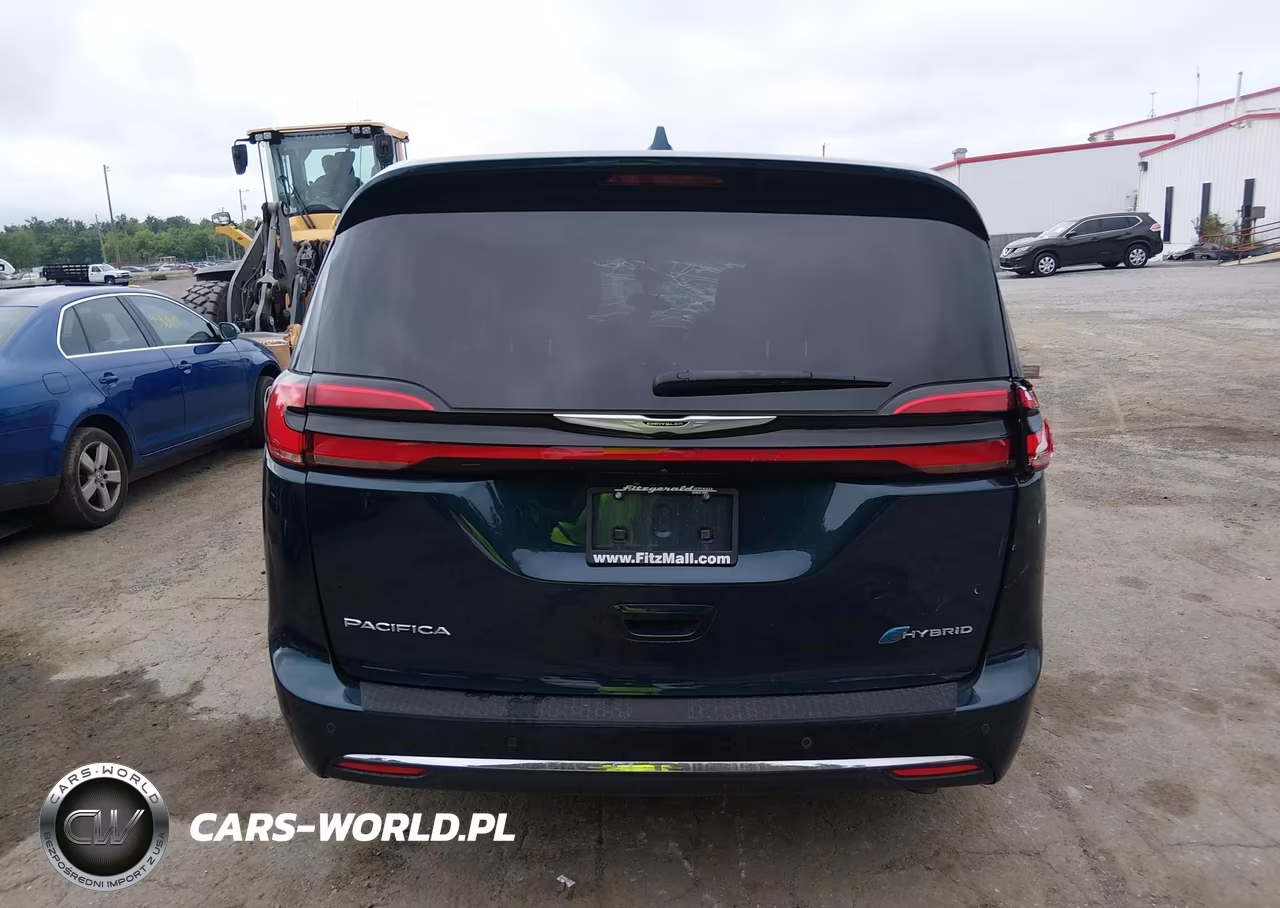 2022 Chrysler Pacifica Hybrid Limited VIN:2C4RC1S70NR196775 - 17
