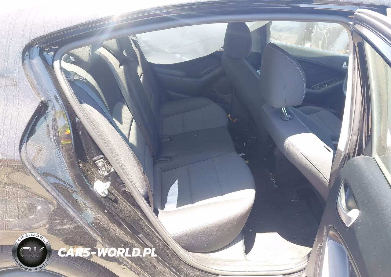 2017 Kia Forte Lx VIN:3KPFL4A79HE133136 - 8