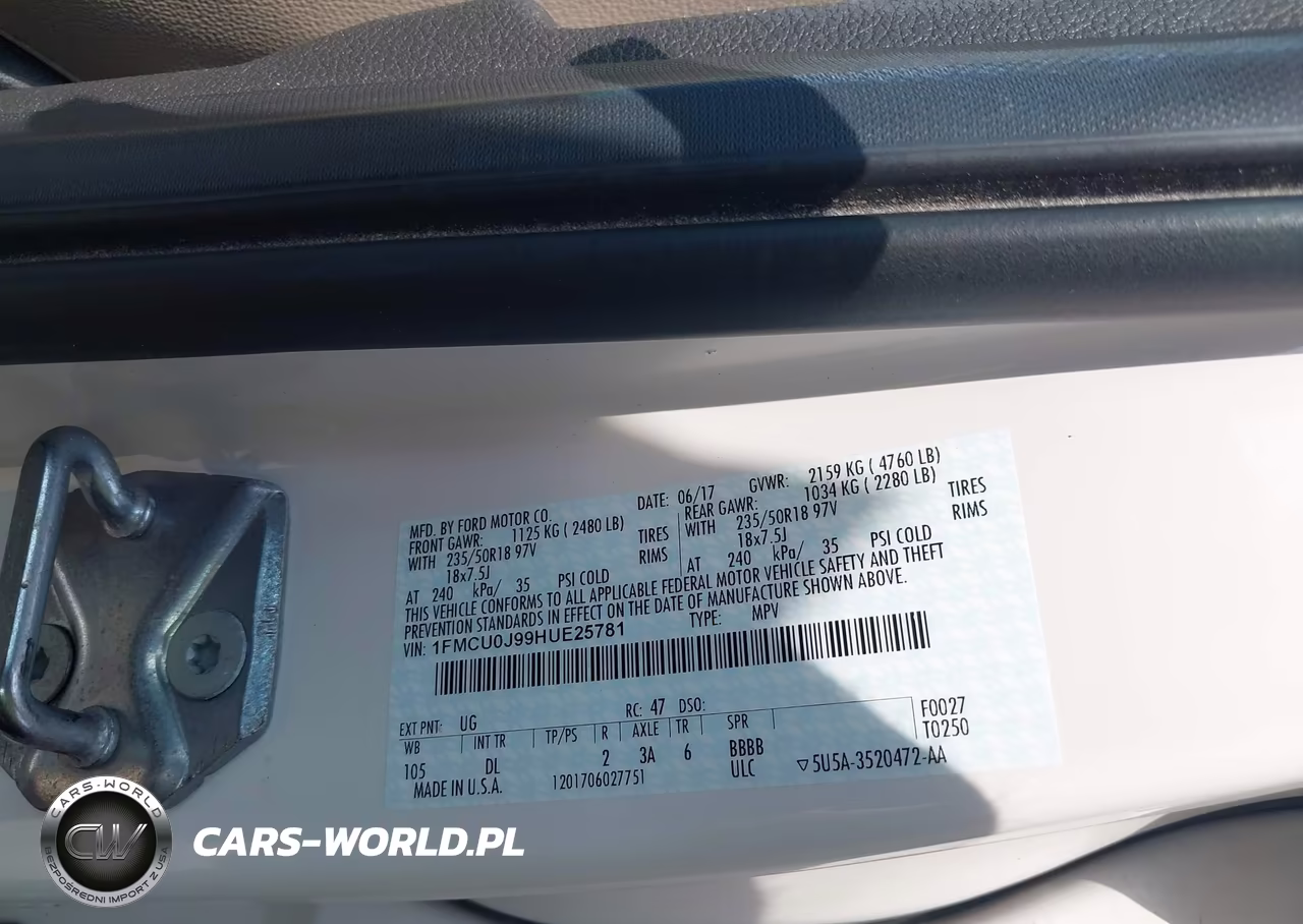2017 Ford Escape Titanium VIN:1FMCU0J99HUE25781 - 9
