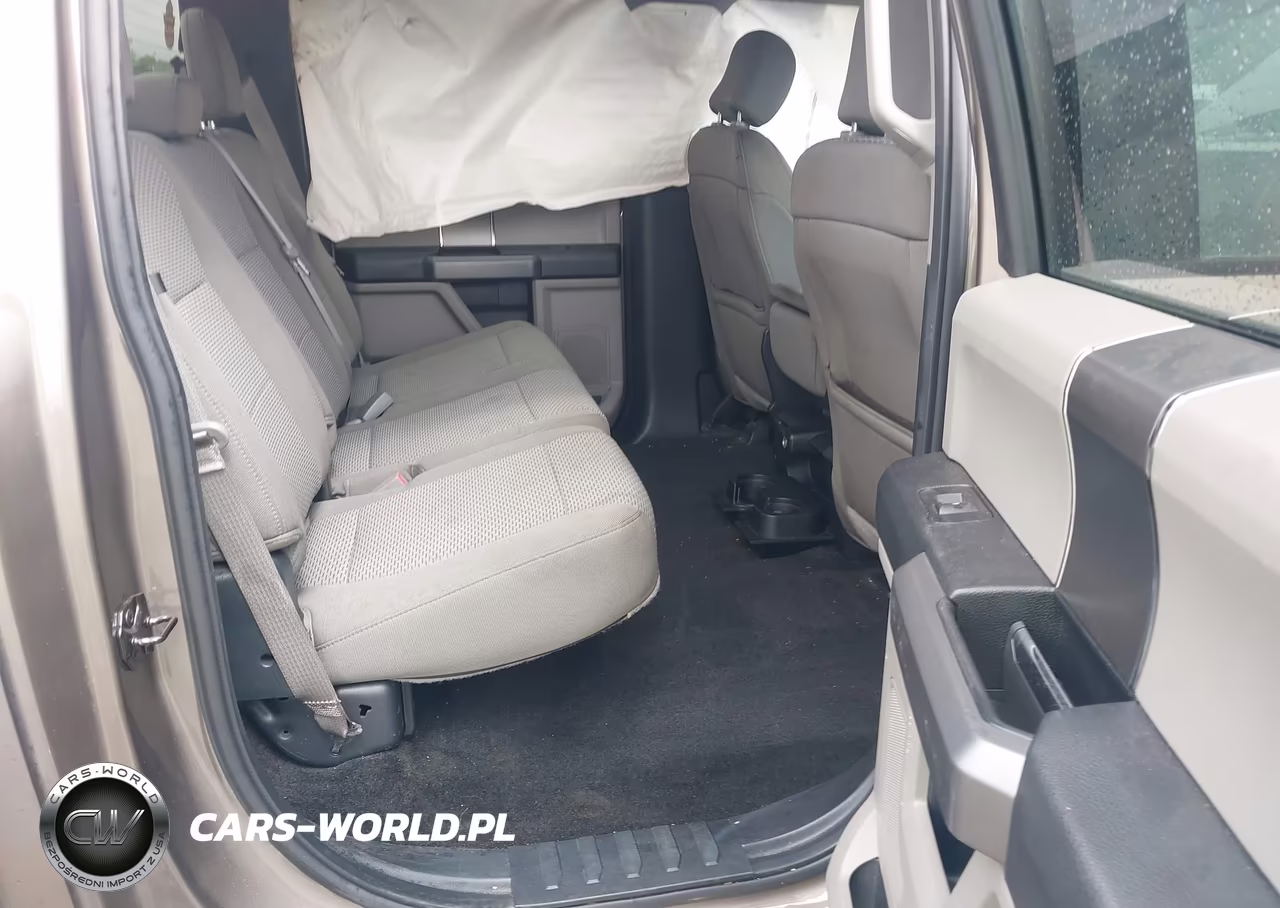 2018 Ford F-150 Xlt VIN:1FTEW1E5XJFB25567 - 8
