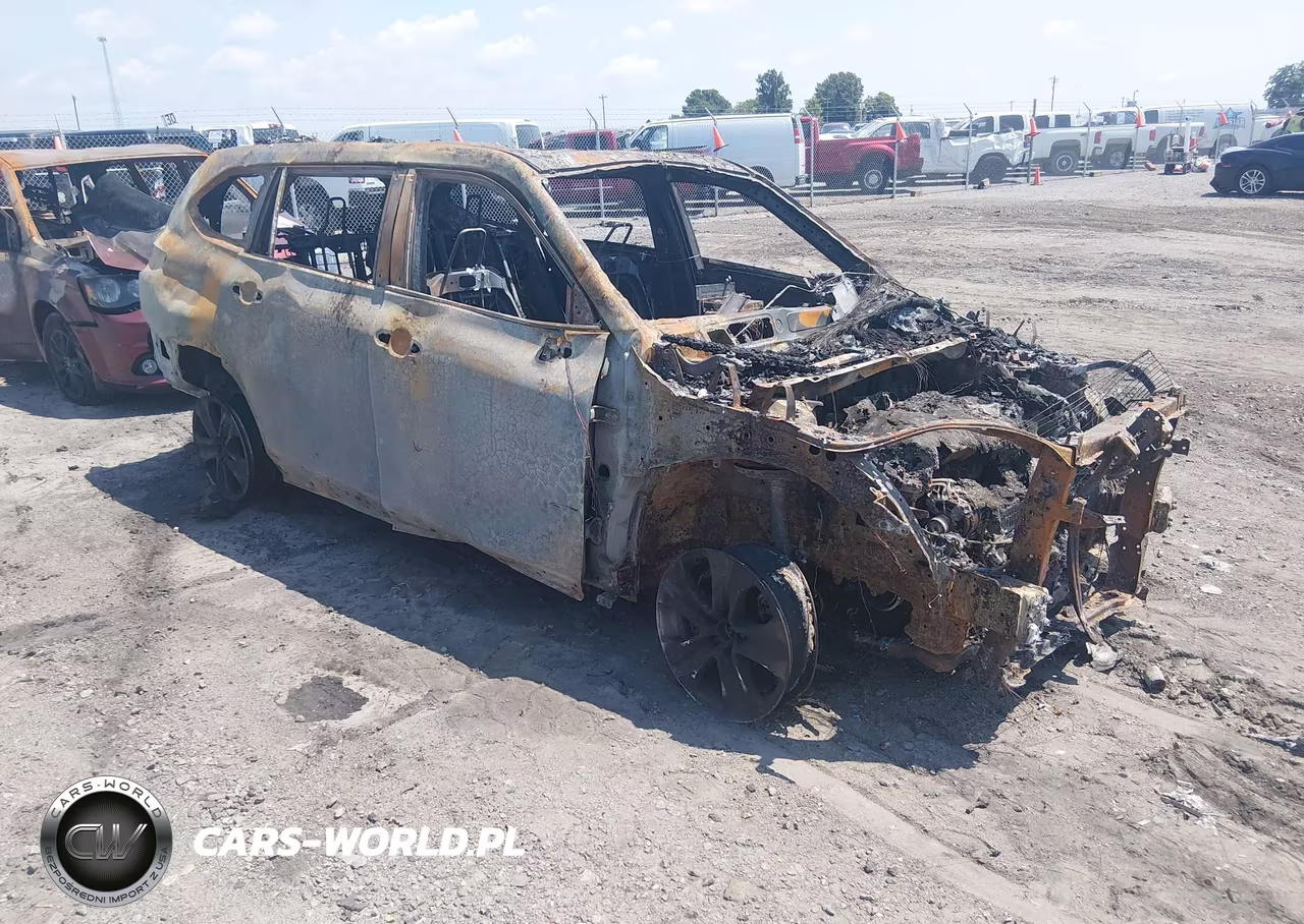 2024 Toyota Highlander Xle – zdjęcie 1 z 16