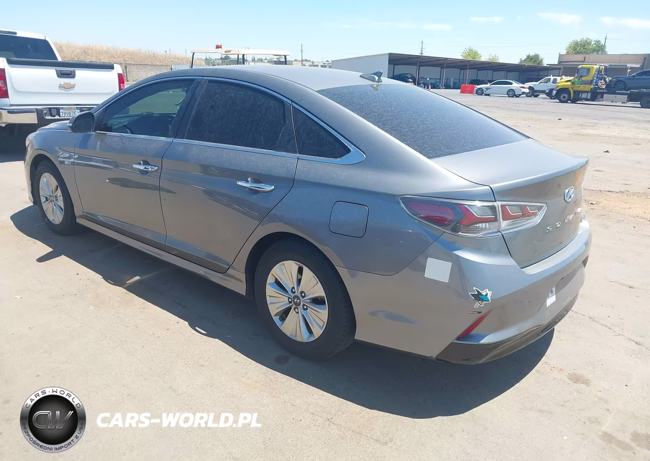 2018 Hyundai Sonata Hybrid Se VIN:KMHE24L3XJA085837 - 3
