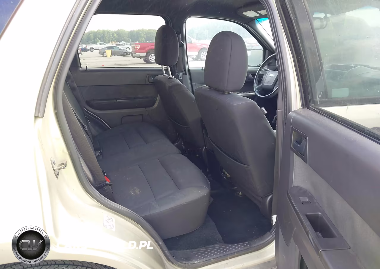 2011 Ford Escape Xlt VIN:1FMCU0D70BKB67051 - 8