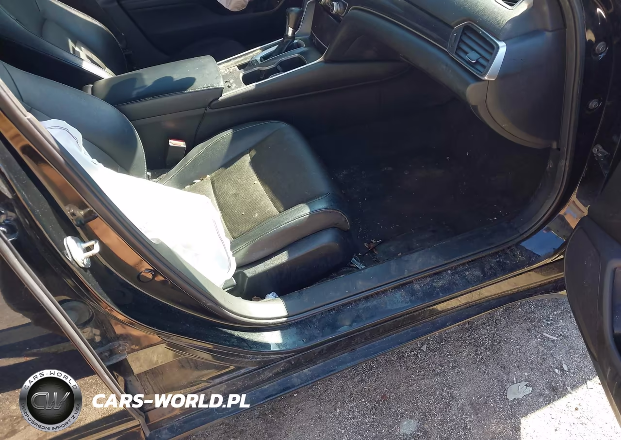2018 Honda Accord Sport VIN:1HGCV1F39JA041021 - 5