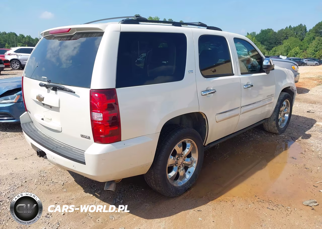 2008 Chevrolet Tahoe Ltz VIN:1GNFC13058R182781 - 4