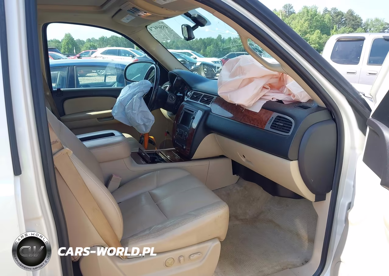 2008 Chevrolet Tahoe Ltz VIN:1GNFC13058R182781 - 5