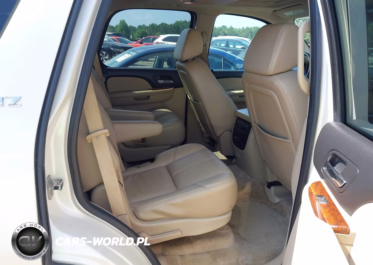 2008 Chevrolet Tahoe Ltz VIN:1GNFC13058R182781 - 8