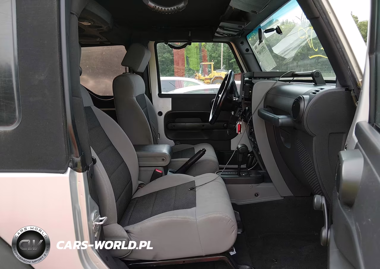 2008 Jeep Wrangler X VIN:1J4FA24178L516026 - 5