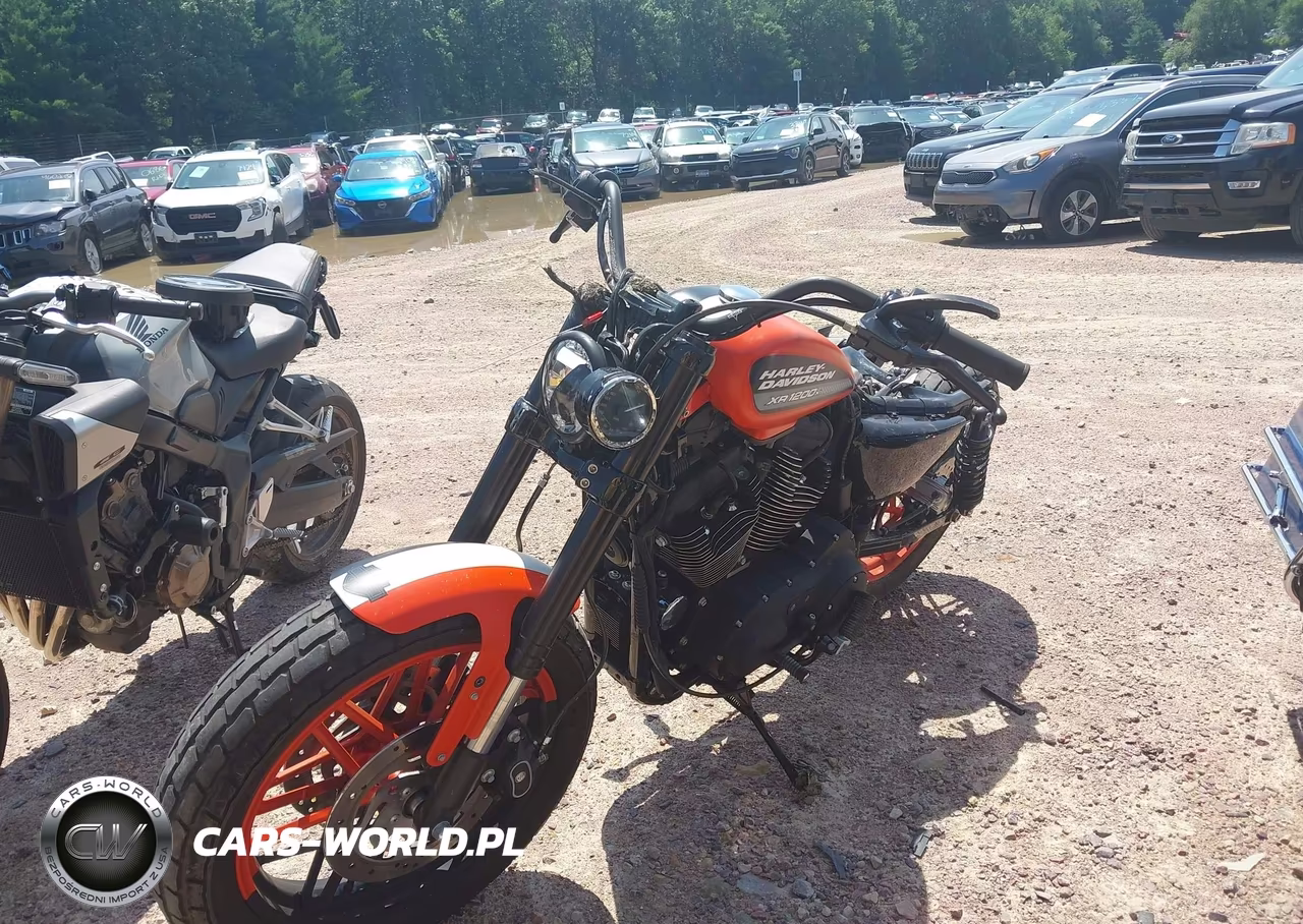 2012 Harley-Davidson Xl1200 C VIN:1HD1CT313CC450387 - 2