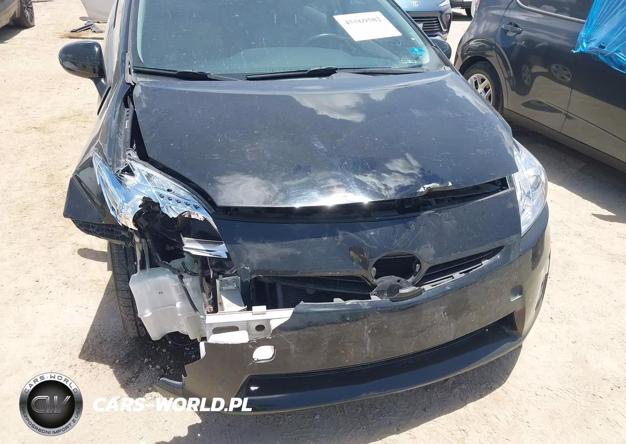 2011 Toyota Prius Two VIN:JTDKN3DU5B1365389 - 6