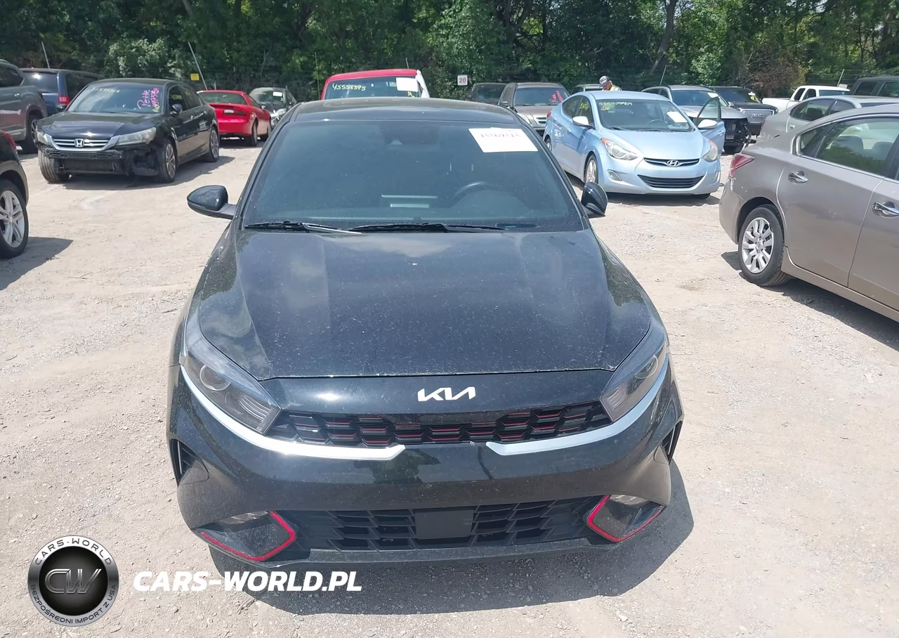 2023 Kia Forte Gt-Line VIN:3KPF54AD6PE670397 - 12