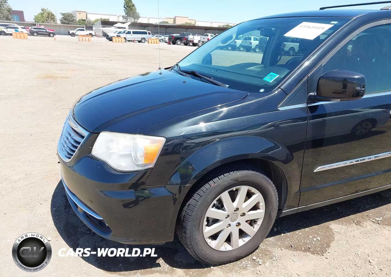 2014 Chrysler Town & Country Touring VIN:2C4RC1BG9ER420190 - 6