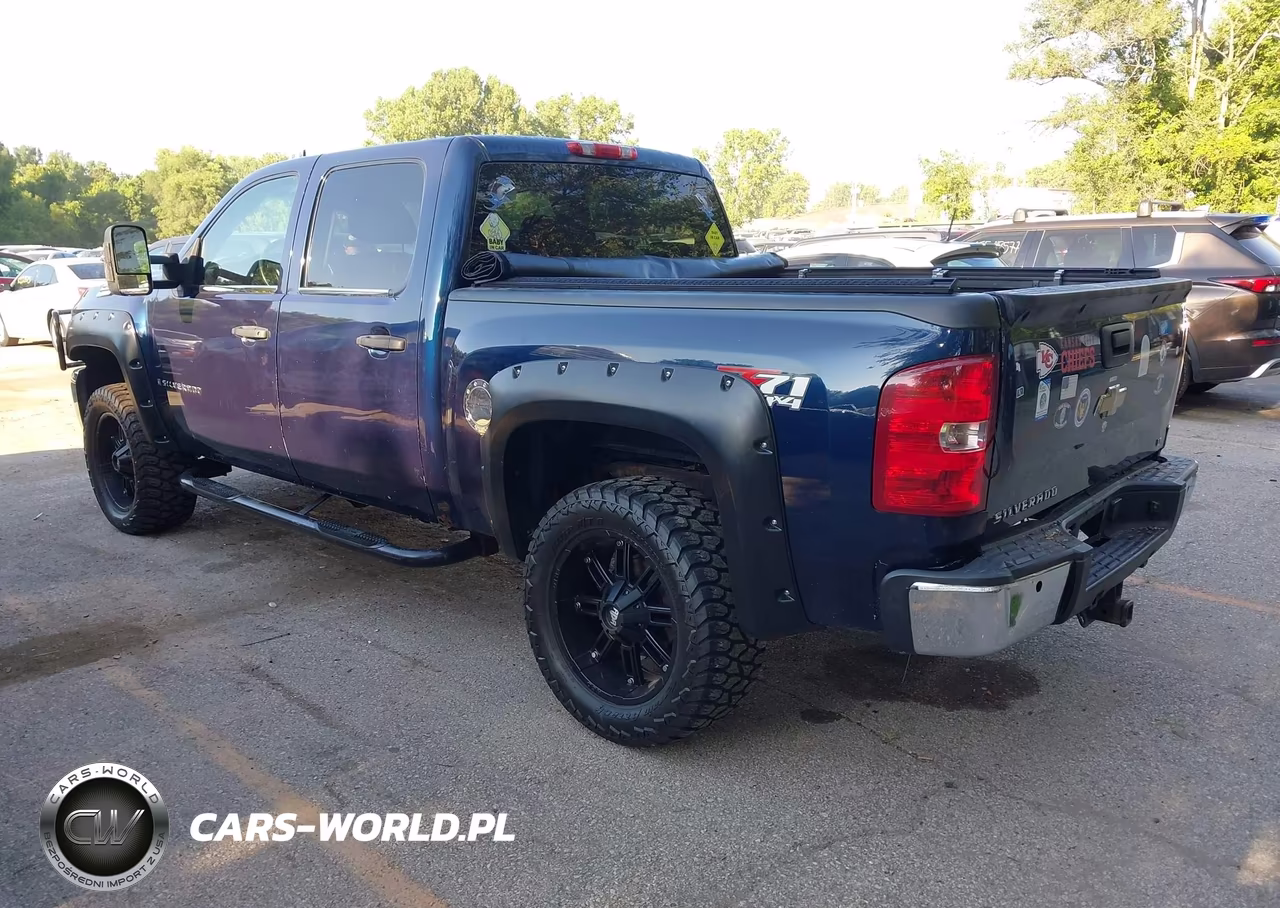 2008 Chevrolet Silverado 1500 Lt1 VIN:2GCEK13M281118717 - 3
