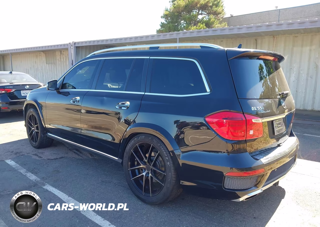 2015 Mercedes-Benz Gl 550 4Matic VIN:4JGDF7DE4FA500417 - 3