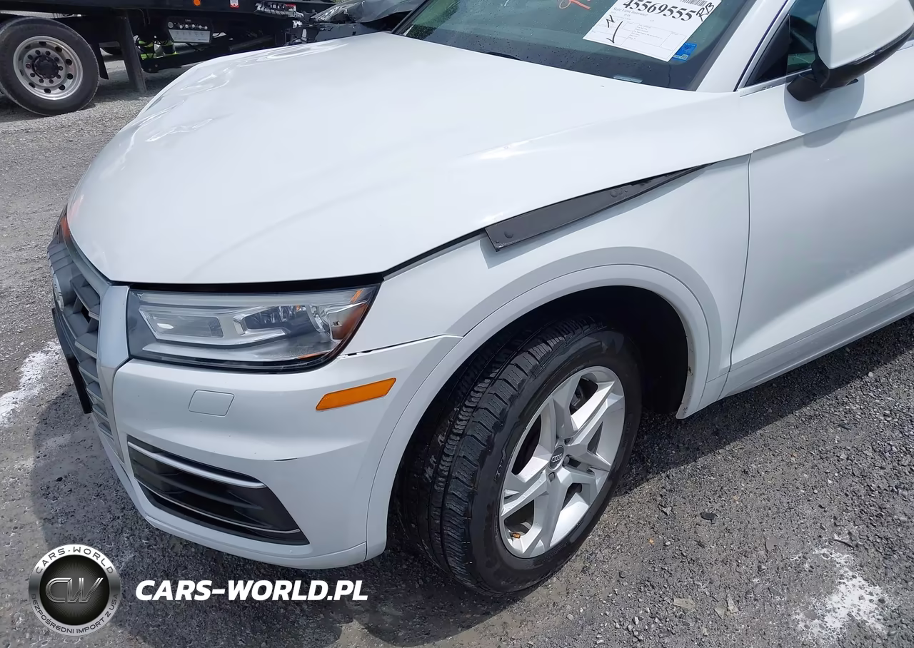 2019 Audi Q5 45 Premium VIN:WA1ANAFY1K2126538 - 18