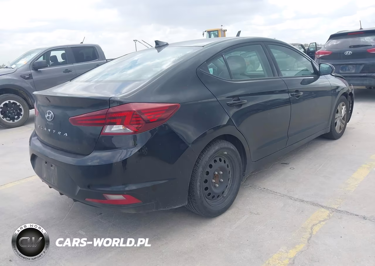 2020 Hyundai Elantra Sel VIN:5NPD84LF4LH574562 - 4