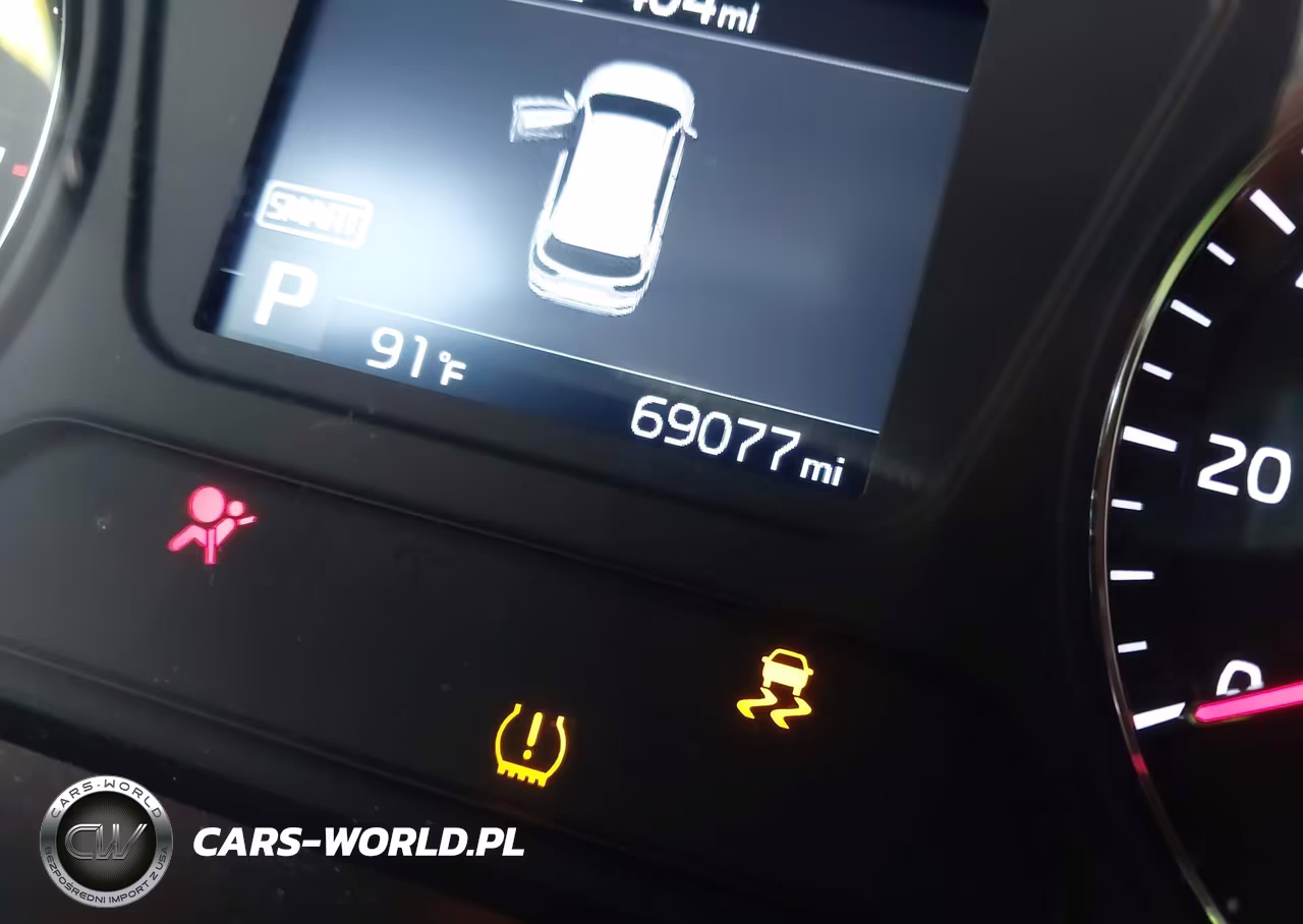 2019 Kia Sorento 3.3L Lx VIN:5XYPG4A52KG510715 - 15