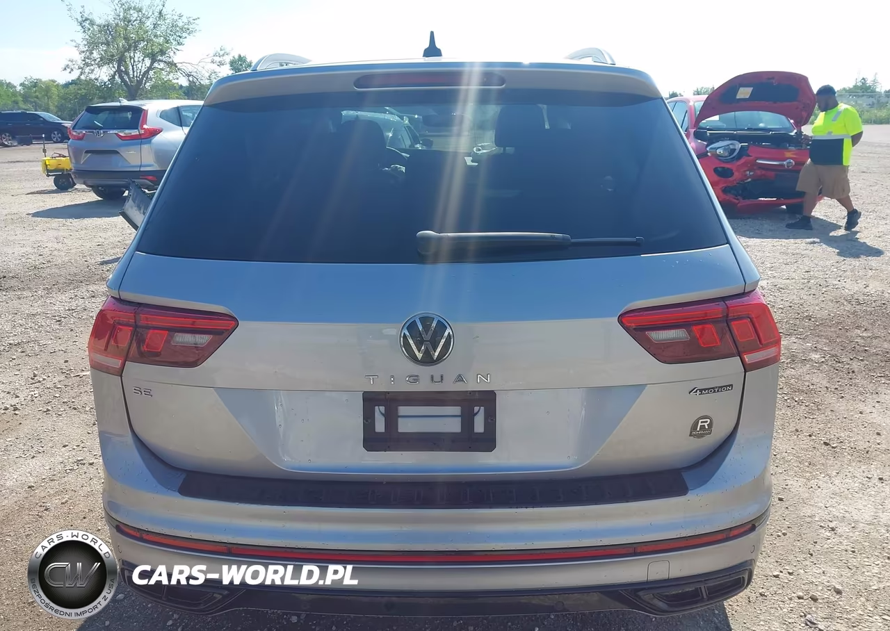 2023 Volkswagen Tiguan 2.0T Se R-Line Black VIN:3VV8B7AX6PM016617 - 16
