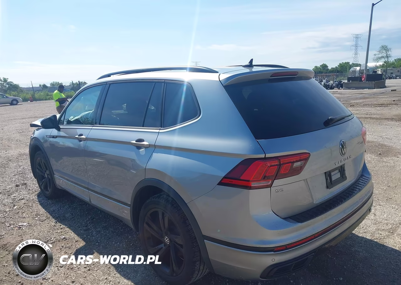 2023 Volkswagen Tiguan 2.0T Se R-Line Black VIN:3VV8B7AX6PM016617 - 3
