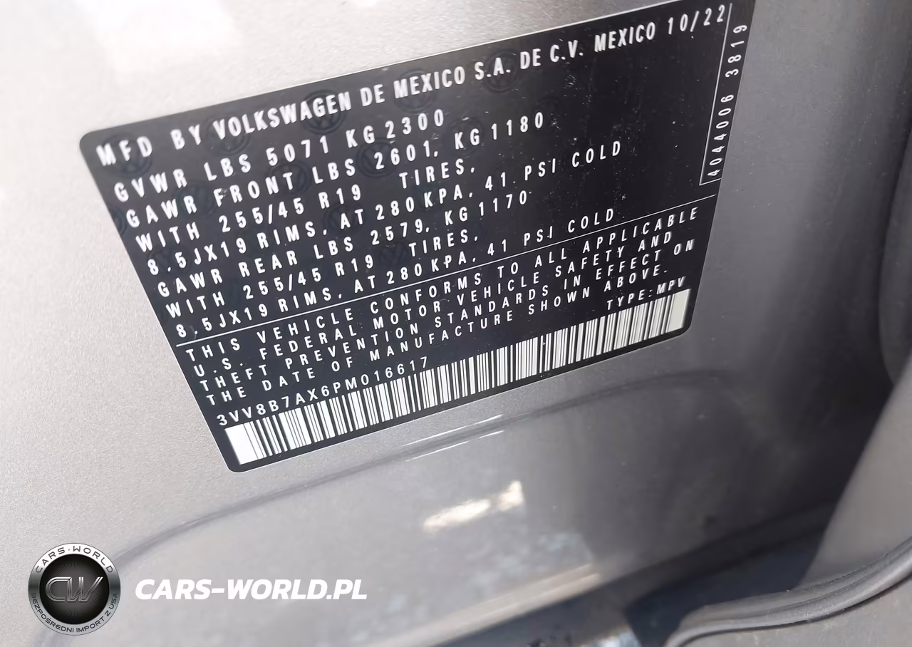2023 Volkswagen Tiguan 2.0T Se R-Line Black VIN:3VV8B7AX6PM016617 - 9