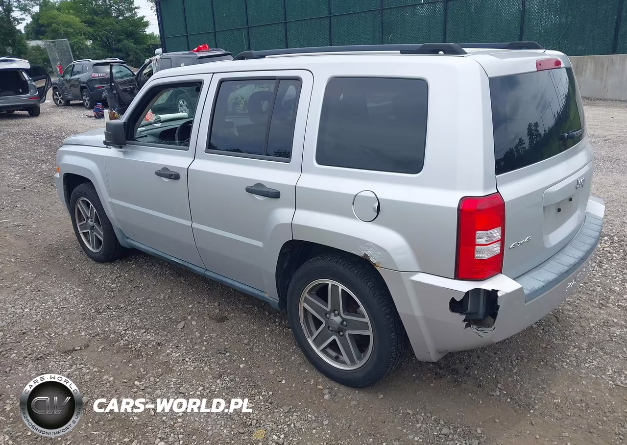 2008 Jeep Patriot Sport VIN:1J8FF28W38D766394 - 3