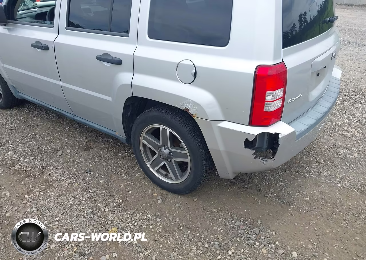 2008 Jeep Patriot Sport VIN:1J8FF28W38D766394 - 6