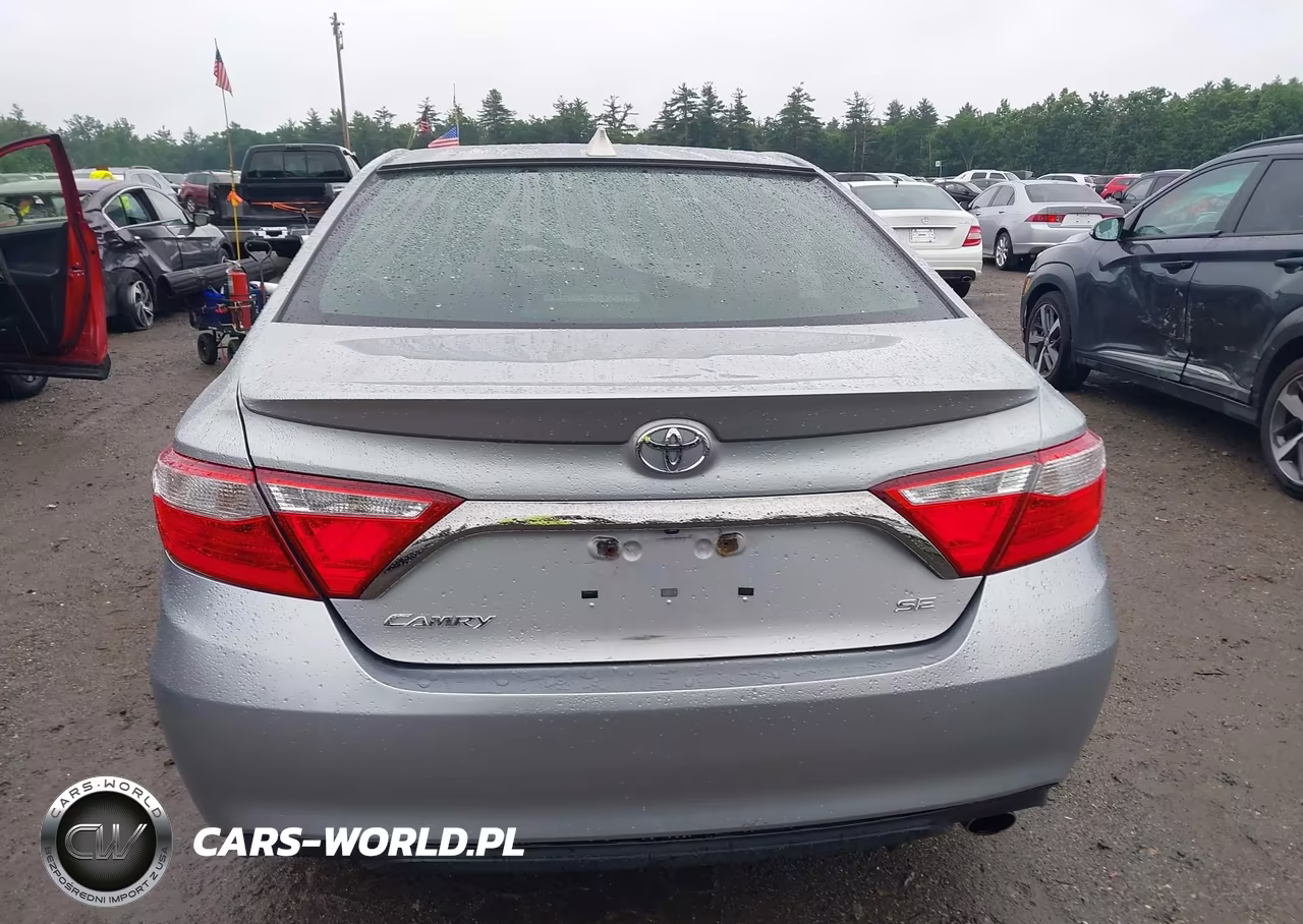 2016 Toyota Camry Se VIN:4T1BF1FK0GU134060 - 17