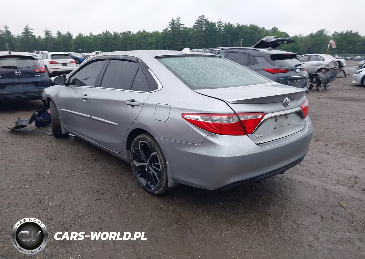 2016 Toyota Camry Se VIN:4T1BF1FK0GU134060 - 3