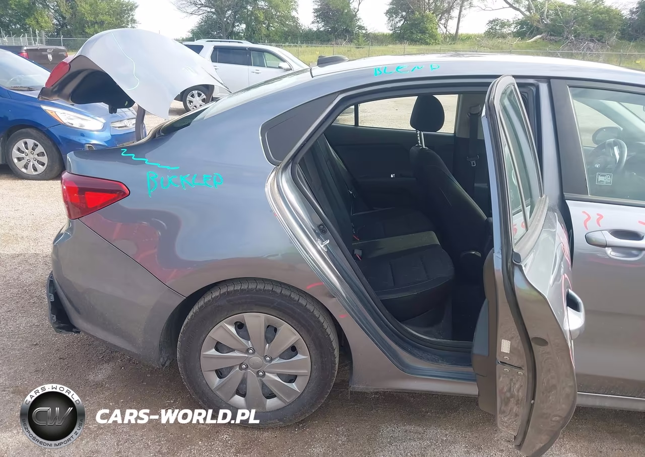 2020 Kia Rio S VIN:3KPA24AD1LE334038 - 8