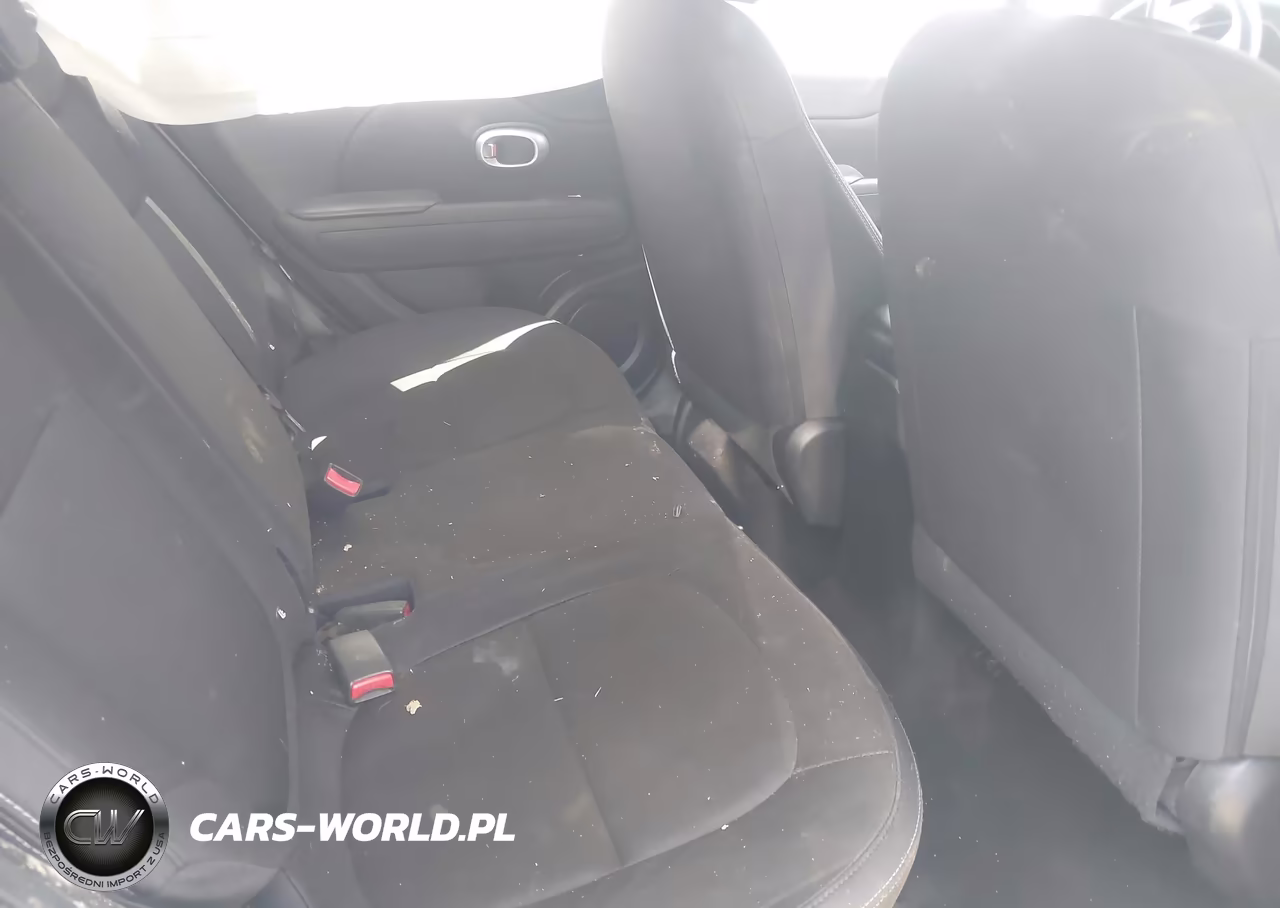 2019 Kia Soul VIN:KNDJN2A24K7921102 - 8