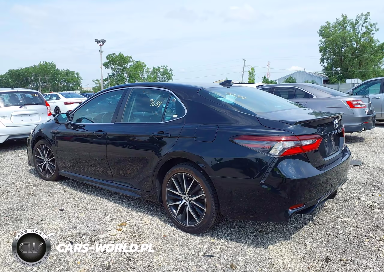 2021 Toyota Camry Se VIN:4T1G11AK0MU588235 - 3