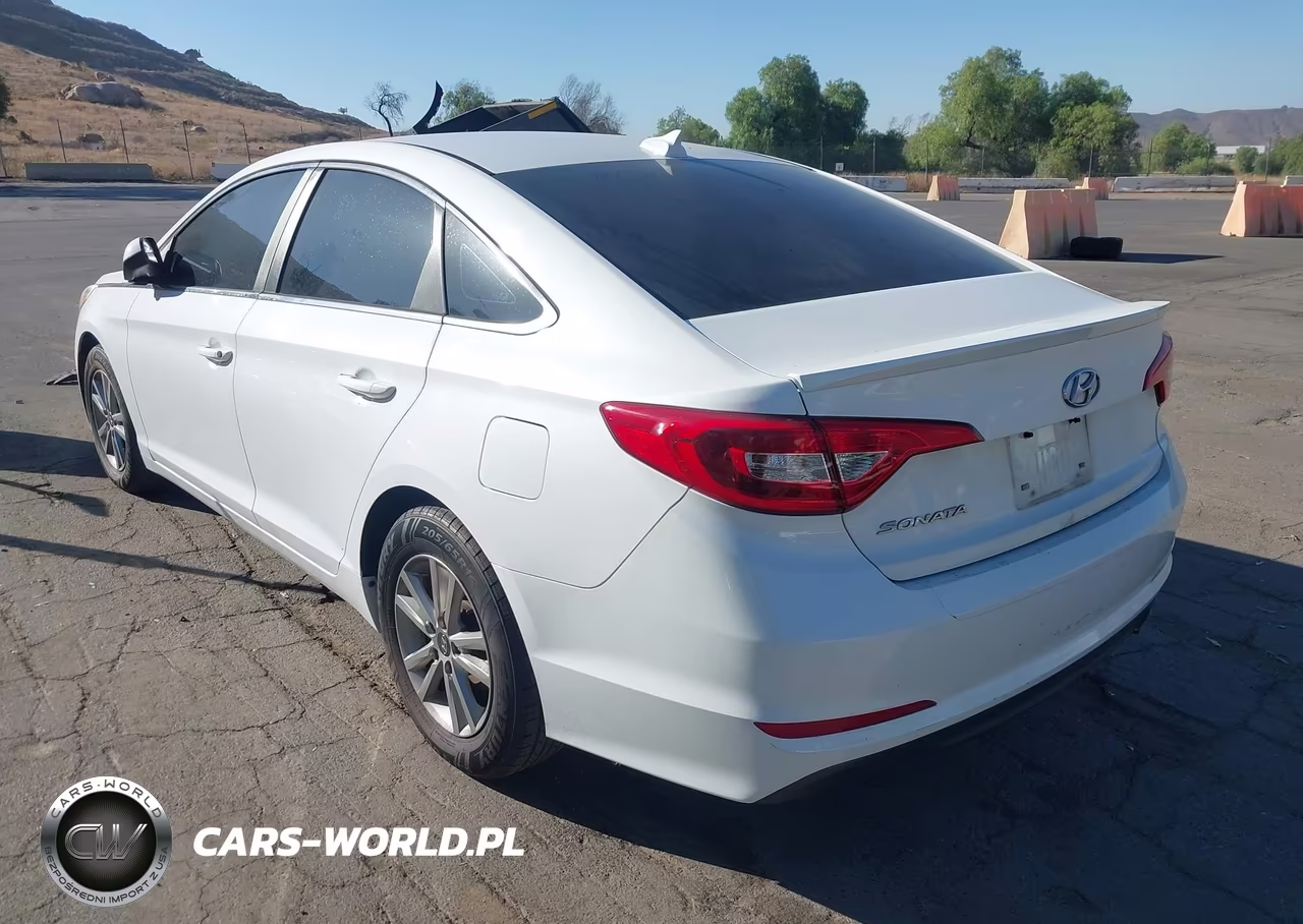 2016 Hyundai Sonata Se VIN:5NPE24AF2GH382782 - 3