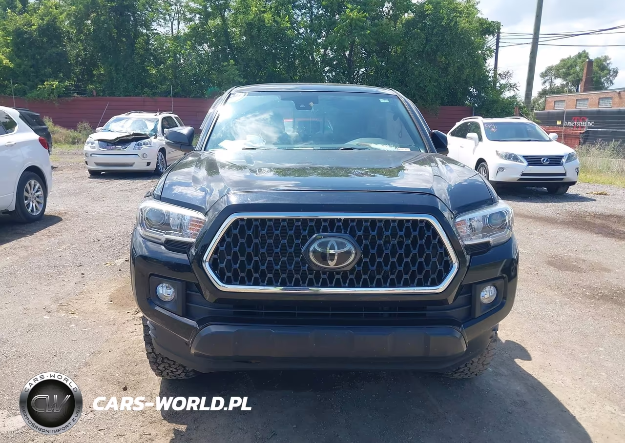 2018 Toyota Tacoma Trd Off Road VIN:3TMCZ5AN0JM184039 - 12